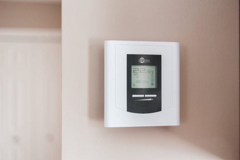 Thermostat Tips and Tricks: Cut Fall/Winter Costs Now!